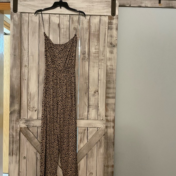 Nine Britton Leopard Jumper - Picture 3 of 3